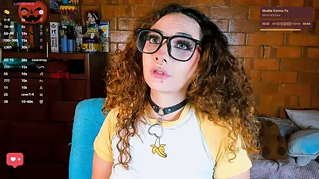 Annycolin  online show from October 2025 02:43:02 AM