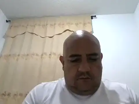 Snapshot of Sr_JakoXXXX chatting on March 2025 04:32:02 AM Sr JakoXXXX online show from March 2025 04:32:02 AM