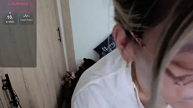 Princezzlove3 online show from March 2026 01:27:02 PM