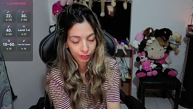 Princezzlove3 online show from November 2025 11:47:01 PM