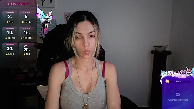 Princezzlove3 online show from May 2026 01:41:01 PM