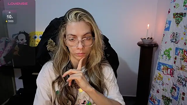 Snapshot of Princezzlove3 chatting on January 2026 12:14:02 AM Princezzlove3 online show from January 2026 12:14:02 AM