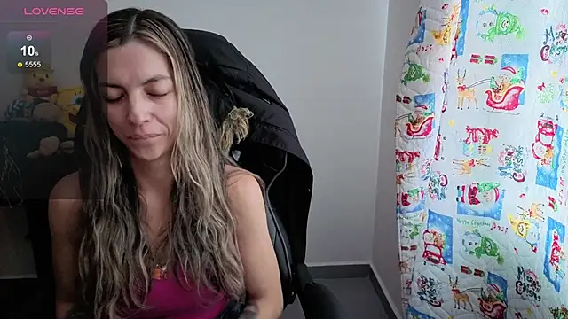 Snapshot of Princezzlove3 chatting on January 2026 07:56:02 PM Princezzlove3 online show from January 2026 07:56:02 PM