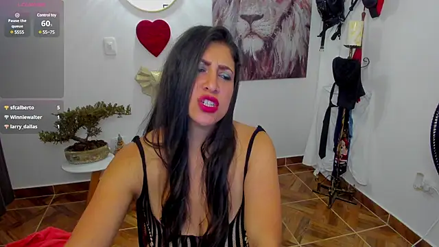 ambar victoria st online show from February 2025 01:32:02 PM