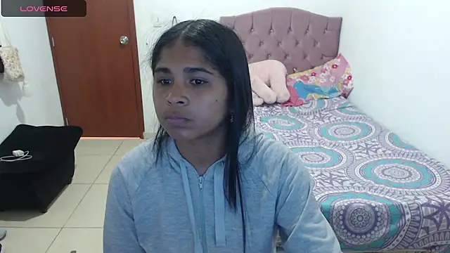 Snapshot of july-feria chatting on February 2025 05:26:02 PM july-feria online show from February 2025 05:26:02 PM