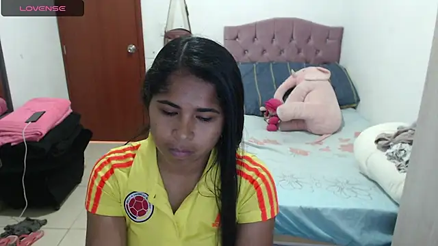 Snapshot of july-feria chatting on September 2025 05:22:02 PM july-feria online show from September 2025 05:22:02 PM