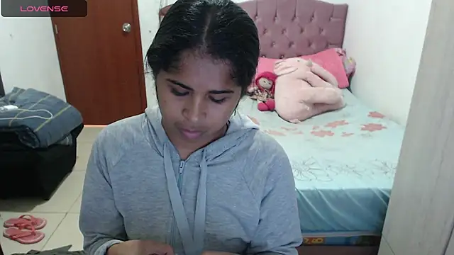Snapshot of july-feria chatting on October 2025 08:41:02 PM july-feria online show from October 2025 08:41:02 PM
