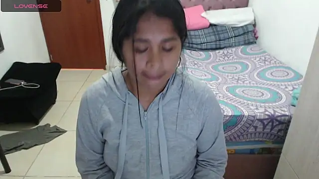 Snapshot of july-feria chatting on March 2025 09:00:02 PM july-feria online show from March 2025 09:00:02 PM