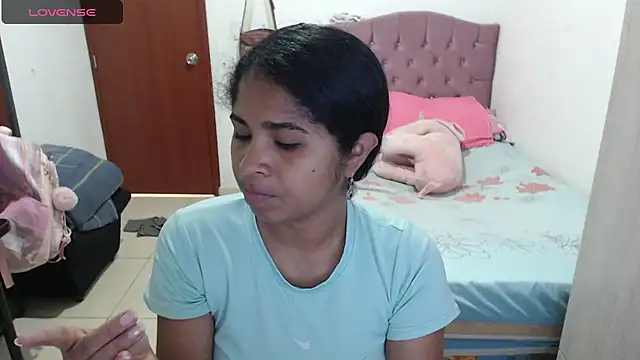 Snapshot of july-feria chatting on October 2025 04:30:01 PM july-feria online show from October 2025 04:30:01 PM