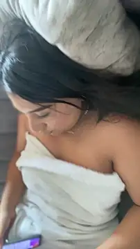 saraa franco  online show from November 2025 09:07:02 PM