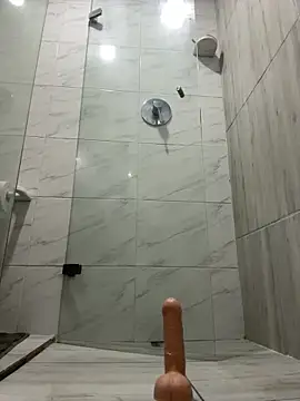 arturguy00 online show from April 2026 05:14:02 AM