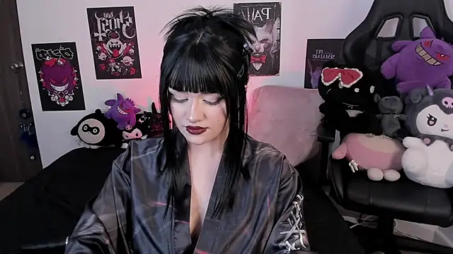 raven  white1 online show from February 2026 07:00:01 PM