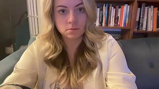 Snapshot of girlnextdoorjoelle chatting on January 2025 11:45:02 AM girlnextdoorjoelle online show from January 2025 11:45:02 AM