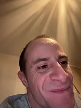 VicesVersa online show from January 2025 12:00:01 AM