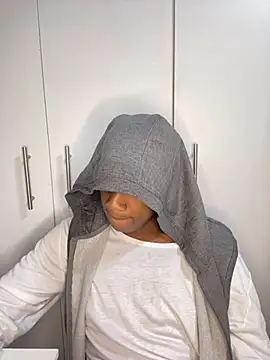 snotLoud online show from February 2025 05:30:02 PM