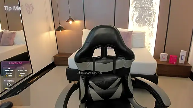 lilly ass  online show from February 2026 12:49:01 PM