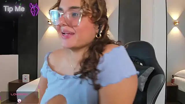 lilly ass  online show from September 2025 12:39:02 AM
