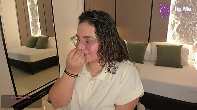 lilly ass  online show from July 2026 12:45:01 PM