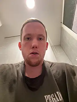 Sklavesucht2025 online show from September 2025 12:02:02 AM