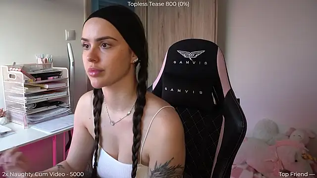 NaomiiMoon online show from March 2026 04:25:02 PM
