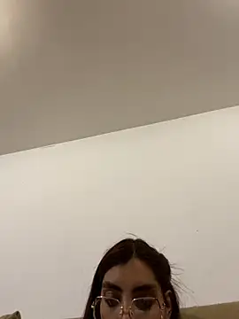 Snapshot of MartinaSooler chatting on February 2025 11:48:01 PM MartinaSooler online show from February 2025 11:48:01 PM