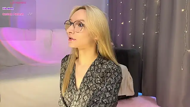 dontouchmyass online show from November 2025 04:39:01 AM