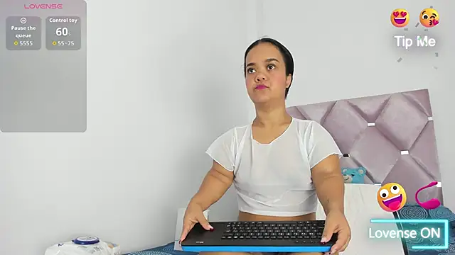 AnieRey online show from February 2026 08:53:01 PM