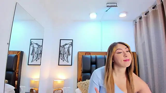 Katalina Evans online show from April 2026 11:33:01 AM