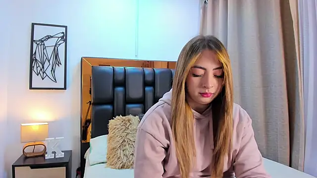 Katalina Evans online show from April 2026 11:55:01 AM