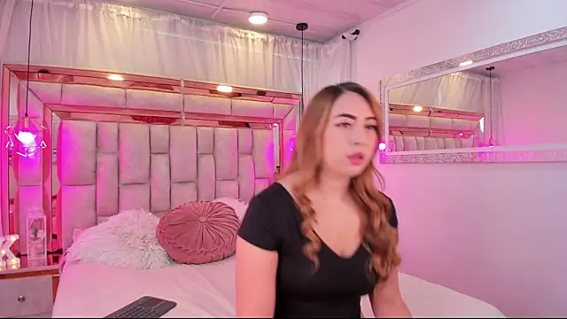 Katalina Evans online show from September 2025 11:58:02 AM