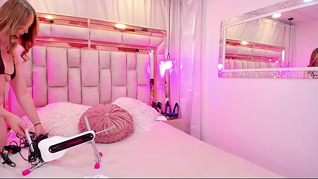 Katalina Evans online show from December 2025 11:14:01 AM