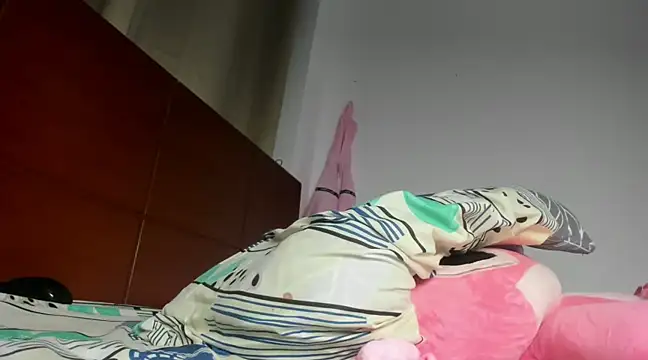 Amber ly online show from March 2025 09:43:02 AM