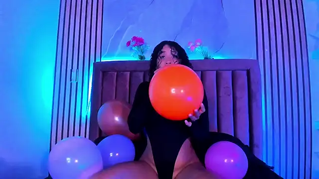 BrigitteRoy  online show from October 2025 03:06:01 AM