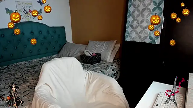 nataparis online show from October 2025 11:58:01 PM