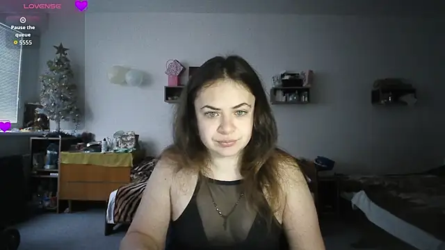 Snapshot of Your___Hope chatting on February 2026 06:33:01 AM Your Hope online show from February 2026 06:33:01 AM