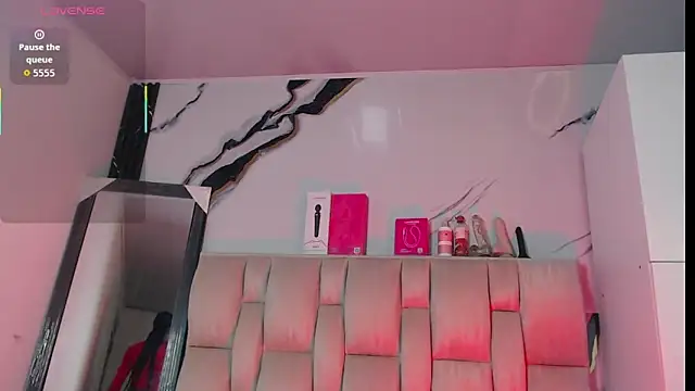 Snapshot of esmeralda-bk chatting on December 2025 09:47:02 PM esmeralda-bk online show from December 2025 09:47:02 PM