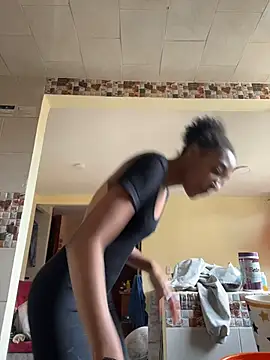 esmeralda-bk online show from April 2026 08:02:01 PM