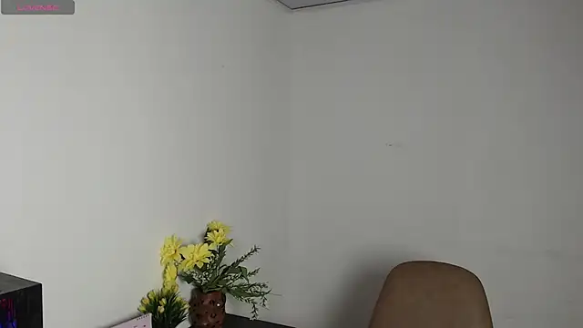 esmeralda-bk online show from January 2026 08:24:02 PM