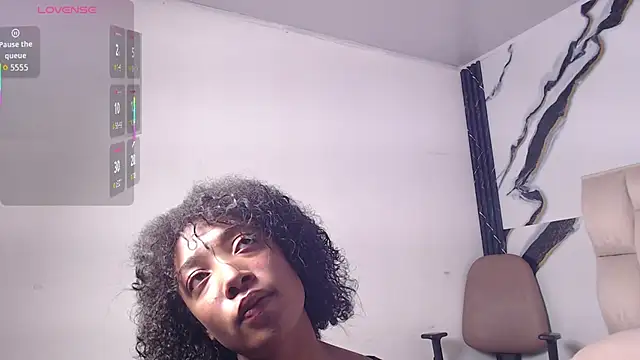 esmeralda-bk online show from June 2026 09:25:02 PM