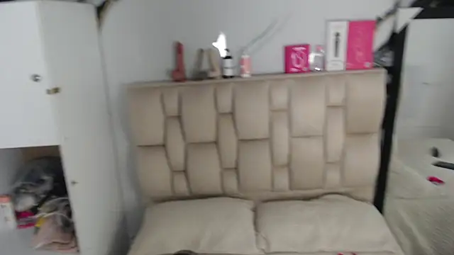 esmeralda-bk online show from March 2026 10:00:02 PM