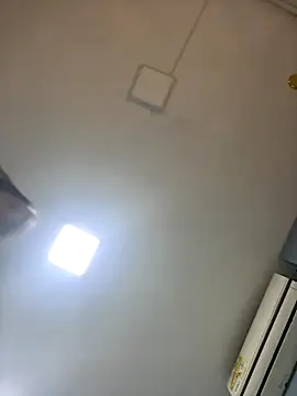 Snapshot of Aitana_Hilton_ chatting on November 2025 11:36:02 AM Aitana Hilton online show from November 2025 11:36:02 AM