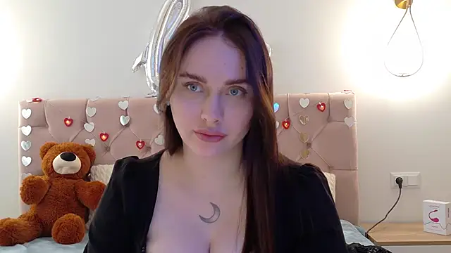 Lilliana Moon online show from February 2025 11:03:01 AM