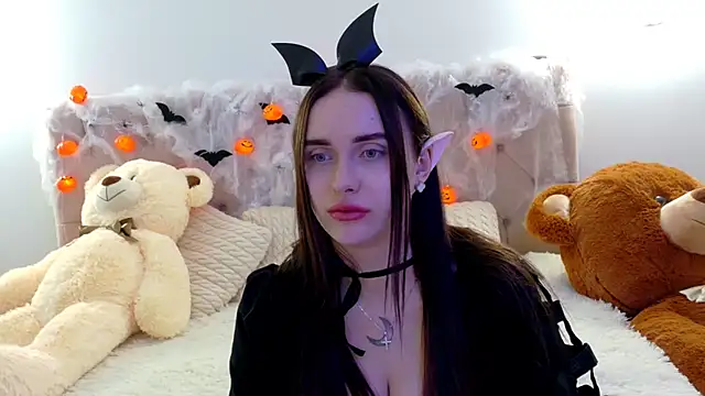 Lilliana Moon online show from November 2025 11:26:01 AM