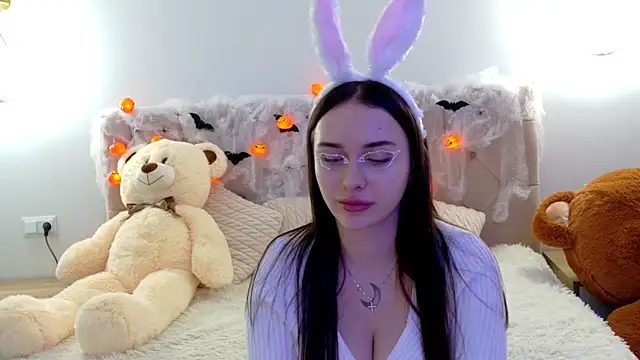 Lilliana Moon online show from October 2025 07:51:02 AM