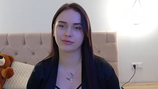 Lilliana Moon online show from March 2025 03:44:01 PM