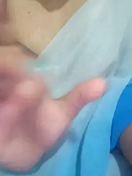 nikkibenza online show from September 2025 04:58:01 PM