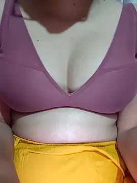 nikkibenza online show from December 2025 07:32:01 AM