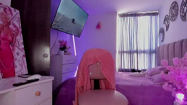 Thalassa Roott online show from January 2026 10:36:01 PM