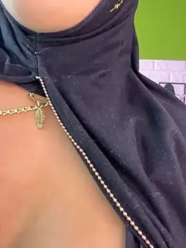 zahra Jalid online show from February 2026 01:35:02 AM