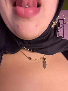 zahra Jalid online show from February 2026 01:39:01 AM